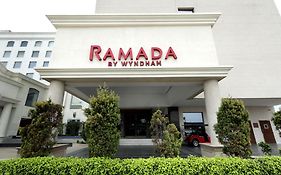 Ramada Hotel Lucknow